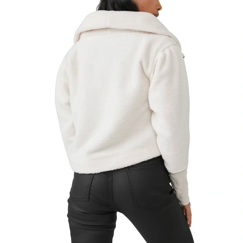 Free People Poppy Fleece Cropped Pullover Sweater in Champagne Dreams